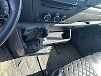 Renault master lichte vrachtwagen met open laadbak - afbeelding 4 van  15