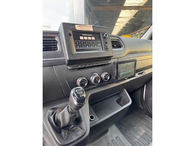 Renault master lichte vrachtwagen - afbeelding 9 van  10