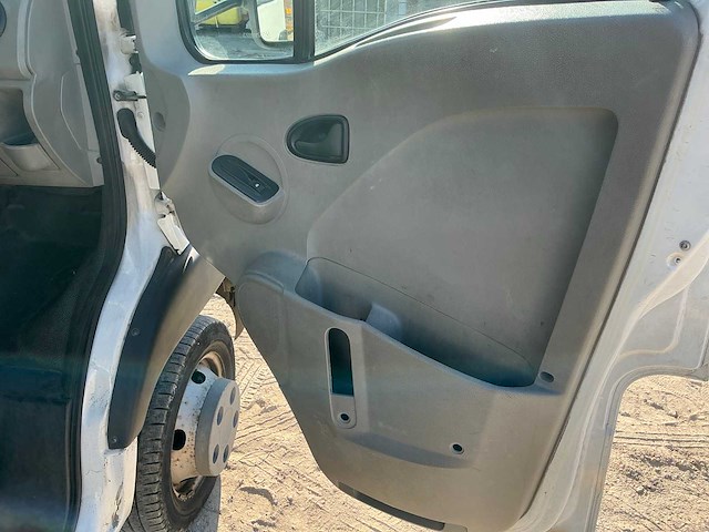 Renault master lichte vrachtwagen - afbeelding 19 van  32