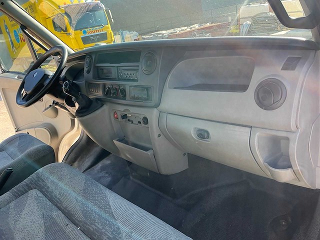 Renault master lichte vrachtwagen - afbeelding 20 van  32