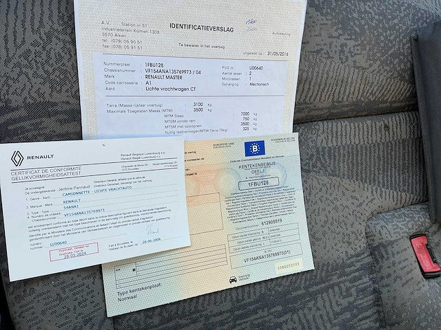 Renault master lichte vrachtwagen - afbeelding 25 van  32