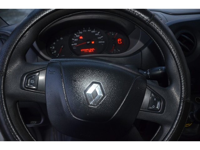 Renault master met oekrains kenteken, chassisnummer vf1vb000957996802, bouwjaar 12/06/2021, met 1 sleutel en boorddocumenten - afbeelding 10 van  31