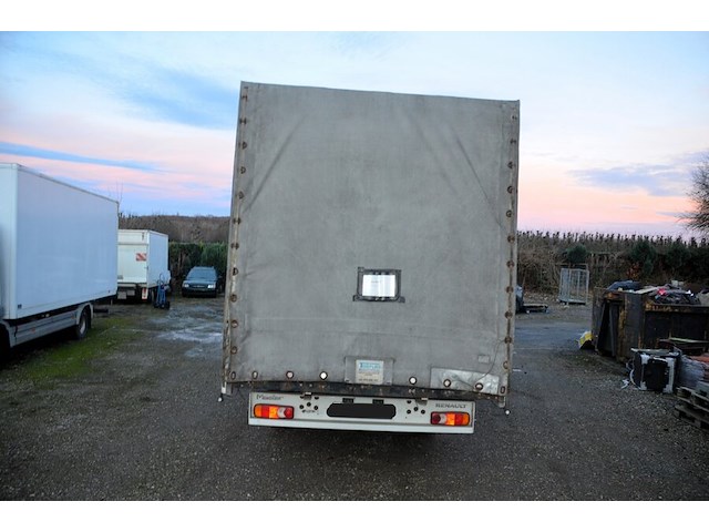 Renault master met oekrains kenteken, chassisnummer vf1vb000957996802, bouwjaar 12/06/2021, met 1 sleutel en boorddocumenten - afbeelding 24 van  31