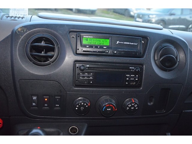 Renault master met oekrains kenteken, chassisnummer vf1vbu4z255772429, bouwjaar 11/06/2019, met 1 sleutel en boorddocumenten - afbeelding 5 van  32