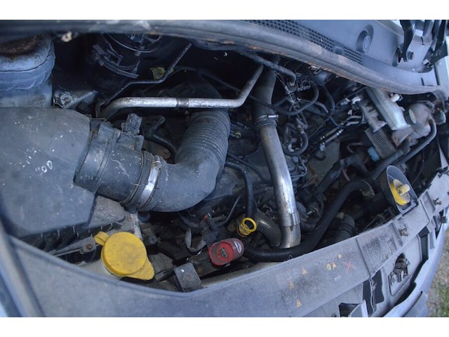 Renault master met oekrains kenteken, chassisnummer vf1vbu4z255772429, bouwjaar 11/06/2019, met 1 sleutel en boorddocumenten - afbeelding 13 van  32