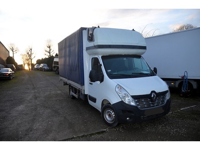 Renault master met oekrains kenteken, chassisnummer vf1vbu4z255772429, bouwjaar 11/06/2019, met 1 sleutel en boorddocumenten - afbeelding 17 van  32
