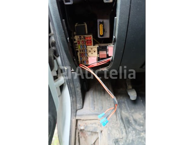 Renault master oplaadwagen (2014-220,221 km) - afbeelding 28 van  32