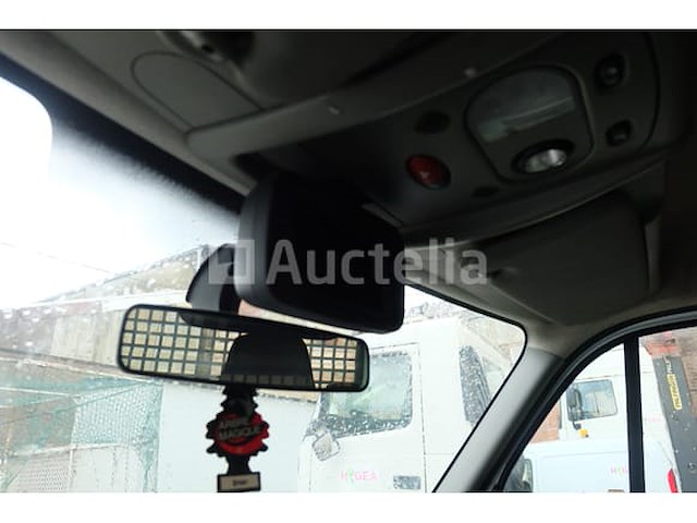 Renault master oplaadwagen (2014-220,221 km) - afbeelding 32 van  32