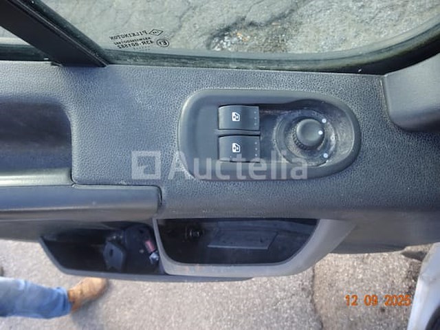 Renault master van - afbeelding 9 van  19