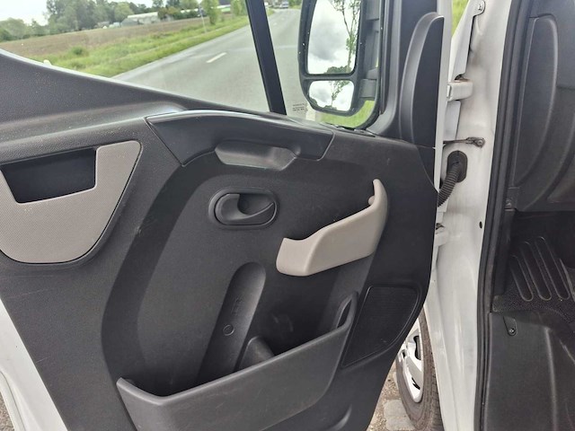 Renault master - afbeelding 24 van  28