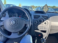 Renault megane berline 1.4i 16v authentique reference, 2004 - afbeelding 8 van  36