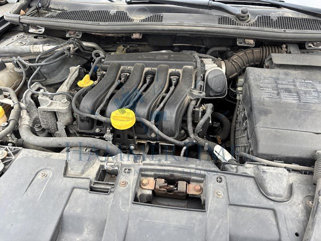 Renault megane berline 1.6i expression,2010 - afbeelding 25 van  39