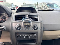 Renault megane berline 2 phase ii 1.6i 16v dynamique, 2006 - afbeelding 8 van  51