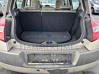 Renault megane berline 2 phase ii 1.6i 16v dynamique, 2006 - afbeelding 19 van  51