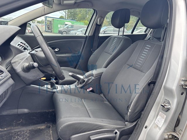 Renault megane berline iii 1.5 dci expression fap, 2011 - afbeelding 2 van  36