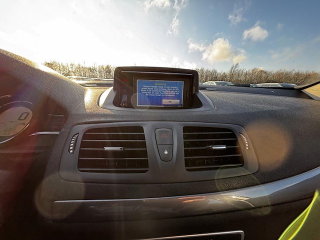 Renault megane limited tce 115 energy, 2014 - afbeelding 2 van  28