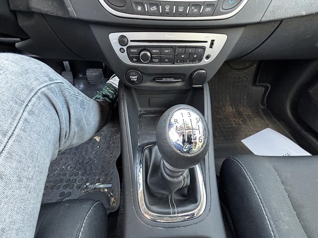 Renault megane limited tce 115 energy, 2014 - afbeelding 4 van  28