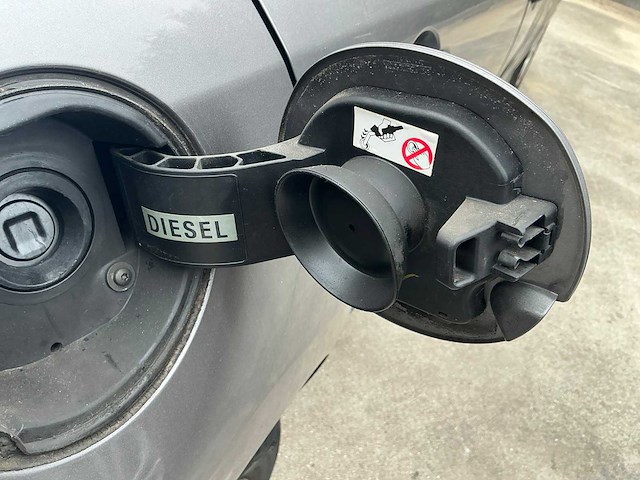 Renault megane personenauto - afbeelding 5 van  13