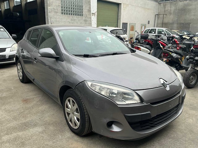 Renault megane personenauto - afbeelding 10 van  13