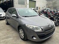 Renault megane personenauto - afbeelding 10 van  13