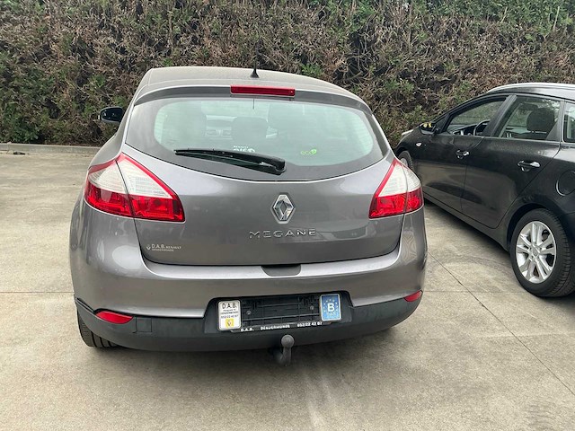 Renault megane personenauto - afbeelding 15 van  19