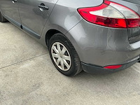 Renault megane personenauto - afbeelding 12 van  13