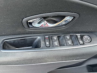 Renault megane personenauto - afbeelding 7 van  10