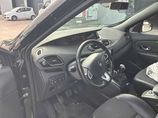 Renault mégane scénic 1,6 dci – 96 kw / 131 pk – diesel – 2013 – 200 134 km – auto - afbeelding 9 van  48