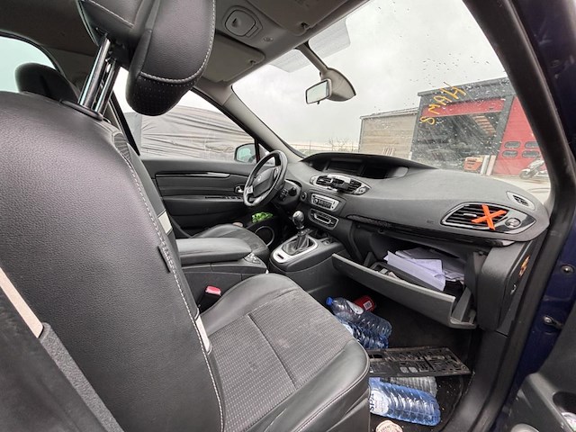 Renault megane scenic, 2012 - afbeelding 9 van  13