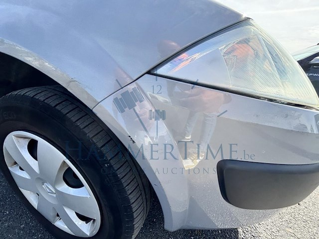 Renault megane sedan (1 4i), 2004 - afbeelding 24 van  37