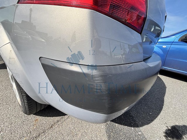 Renault megane sedan (1 4i), 2004 - afbeelding 29 van  37