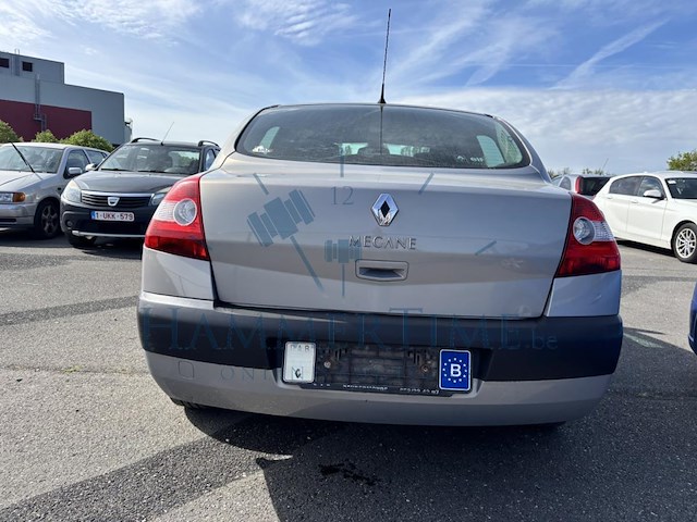 Renault megane sedan (1 4i), 2004 - afbeelding 34 van  37