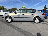 Renault megane sedan (1 4i), 2004 - afbeelding 36 van  37