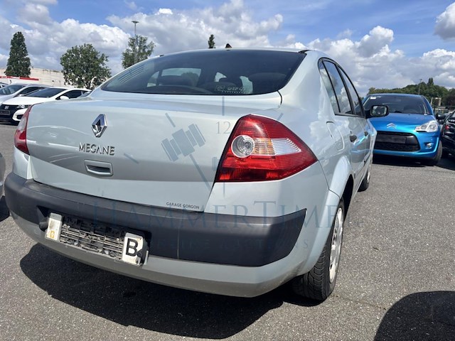 Renault megane sedan 1.6i 16v authentique confort,2004 - afbeelding 32 van  36