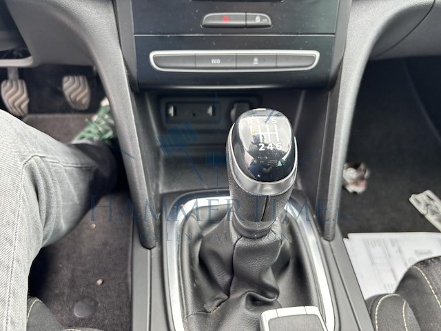 Renault megane sw 1.2 tce energy limited, 2018 - afbeelding 7 van  37