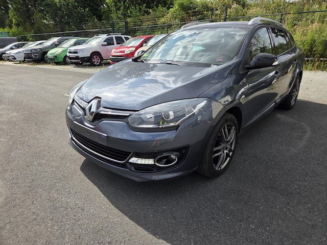 Renault megane sw 1.5 dci bose edition edc 110 at,2016 - afbeelding 1 van  45