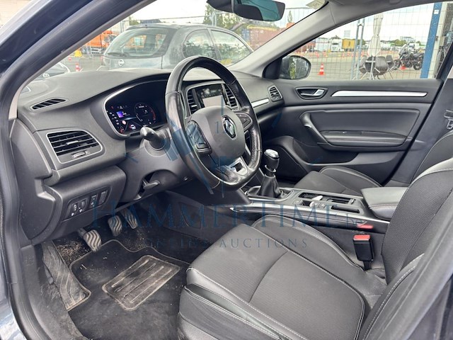Renault megane sw phase ii 1.5 blue dci intens, 2020 - afbeelding 4 van  32