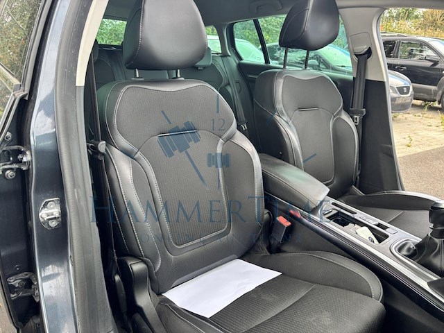 Renault megane sw phase ii 1.5 blue dci intens, 2020 - afbeelding 19 van  32