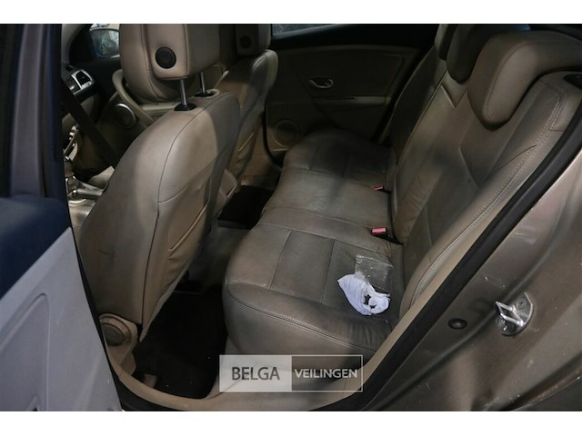 Renault megane - afbeelding 5 van  8