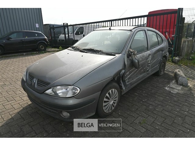 Renault megane - afbeelding 2 van  11