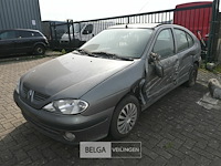 Renault megane - afbeelding 2 van  11
