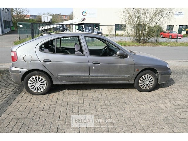 Renault megane - afbeelding 4 van  11