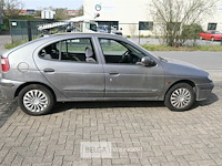 Renault megane - afbeelding 4 van  11