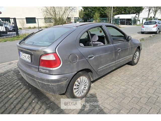 Renault megane - afbeelding 7 van  11