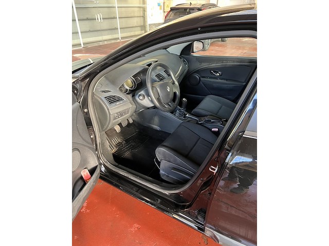 Renault megane - afbeelding 11 van  14