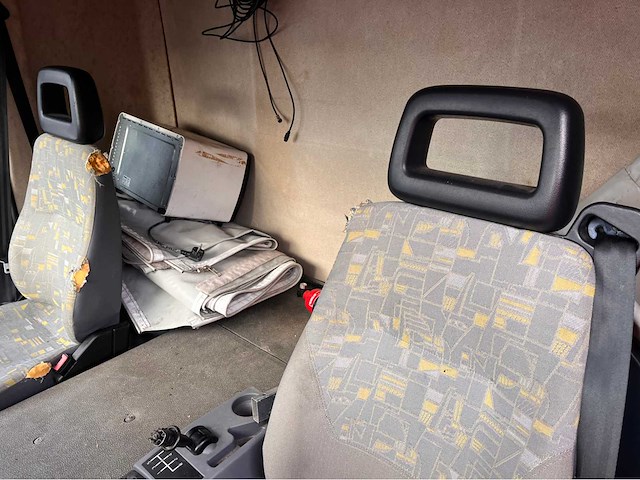 Renault midlum camper 56.000km - afbeelding 13 van  76