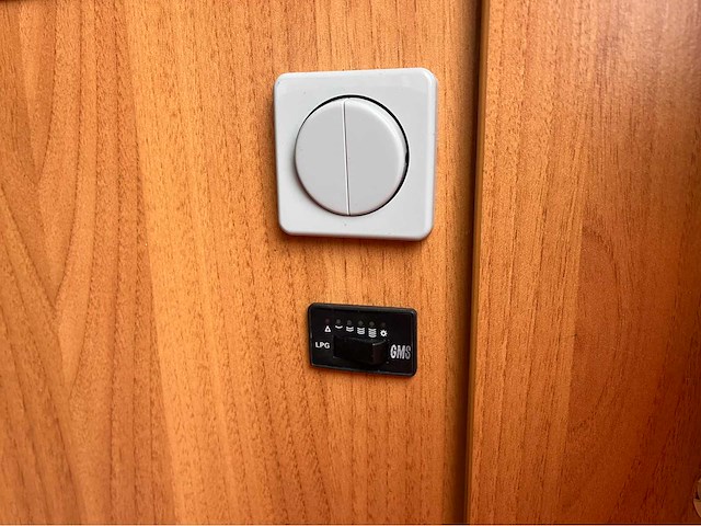 Renault midlum camper 56.000km - afbeelding 38 van  76