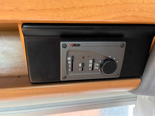 Renault midlum camper 56.000km - afbeelding 64 van  76