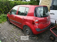 Renault modus, enkel voor vergunninghouders en erkende centra voor verschrotting - afbeelding 6 van  9