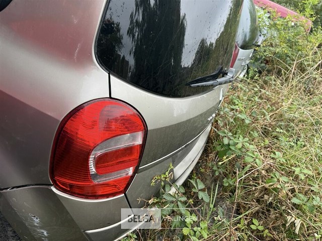 Renault modus, enkel voor vergunninghouders en erkende centra voor verschrotting - afbeelding 5 van  10